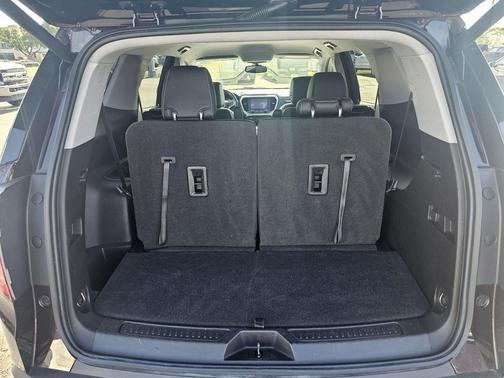 2021 GMC Acadia AWD SLT