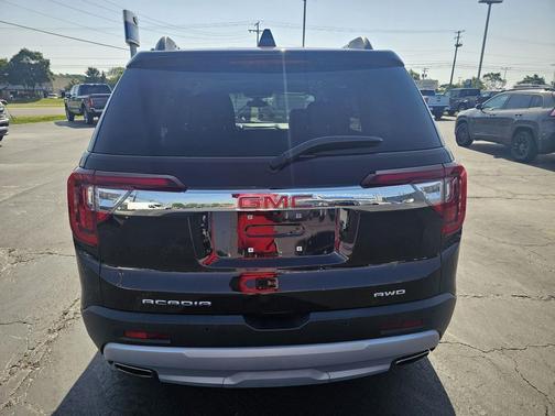 2021 GMC Acadia AWD SLT