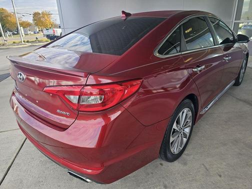 2016 Hyundai SONATA Sport