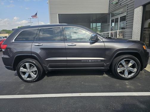 Granite Crystal Metallic Clearcoat 2015 Jeep Grand Cherokee Limited