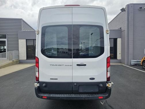 2017 Ford Transit-350 Base