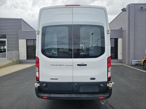 2017 Ford Transit-350 Base