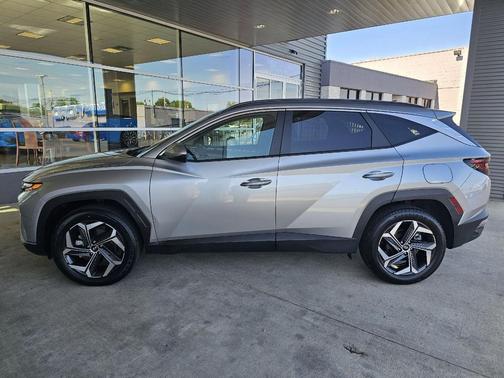Shimmering Silver 2024 Hyundai TUCSON Plug-In Hybrid SEL