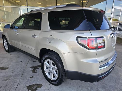 2015 GMC Acadia SLE-2