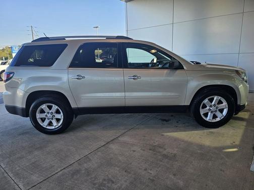 2015 GMC Acadia SLE-2