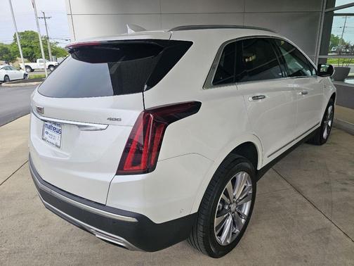 Crystal White Tricoat 2024 Cadillac XT5 Premium Luxury