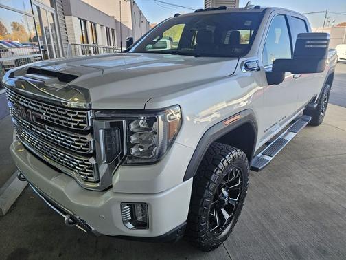 2022 GMC Sierra 2500 Denali