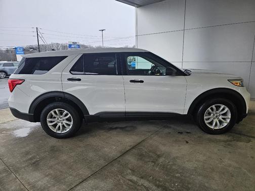 2021 Ford Explorer Base