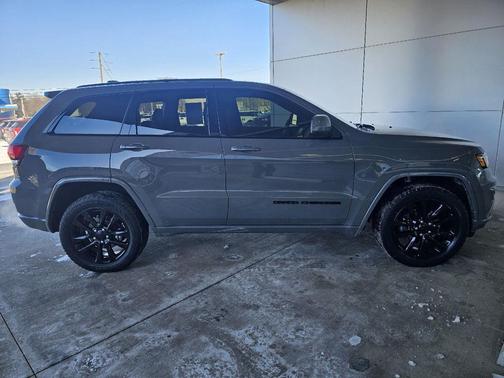 2019 Jeep Grand Cherokee Altitude