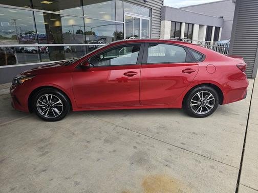 2024 Kia Forte LXS