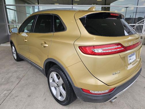Karat Gold Metallic 2015 Lincoln MKC Base