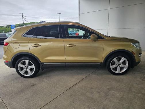 Karat Gold Metallic 2015 Lincoln MKC Base