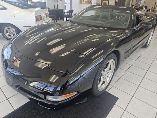 2001 Chevrolet Corvette Base