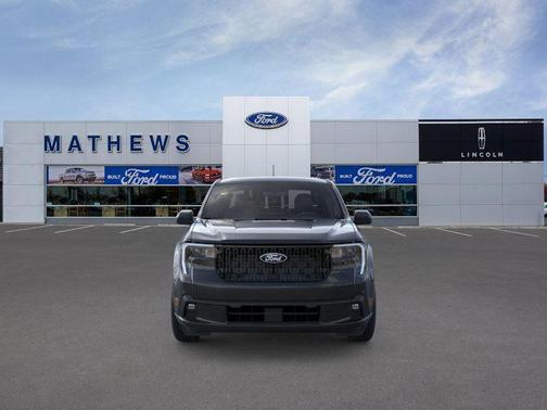 2025 Ford Maverick Lobo Standard