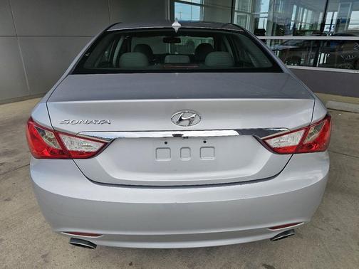 Radiant Silver 2013 Hyundai SONATA SE