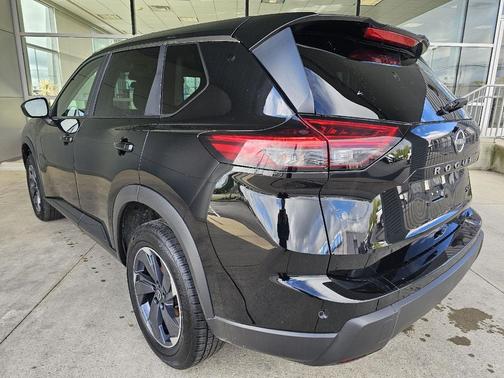 Super Black 2024 Nissan Rogue SV