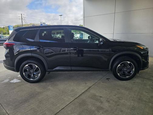 Super Black 2024 Nissan Rogue SV