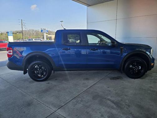 Atlas Blue Metallic 2024 Ford Maverick XLT