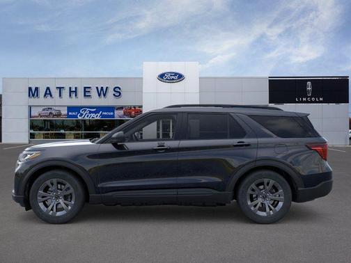 Agate Black 2026 Ford Explorer Active w/200A Pkg