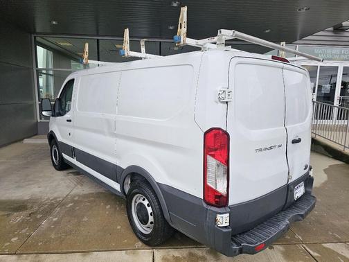 Oxford White 2017 Ford Transit-150 Base