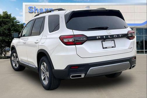 Platinum White Pearl 2026 Honda Pilot EX-L