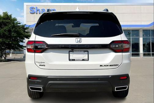 2025 Honda Pilot Black Edition