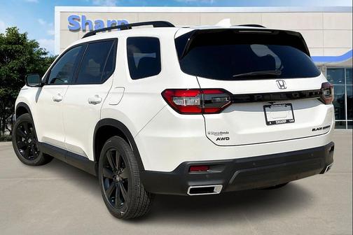 2025 Honda Pilot Black Edition