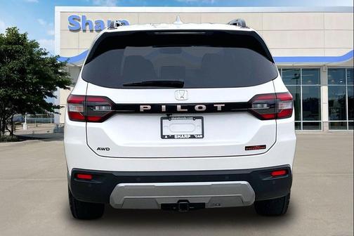 2026 Honda Pilot TrailSport