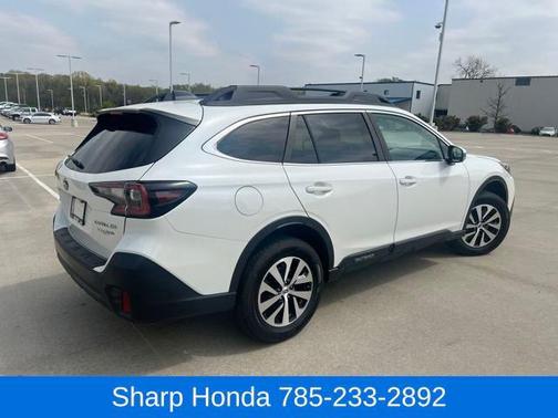2022 Subaru Outback Premium
