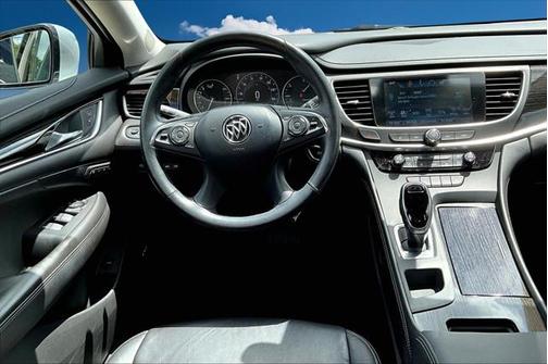 2017 Buick LaCrosse Premium