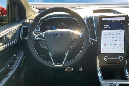 2021 Ford Edge ST