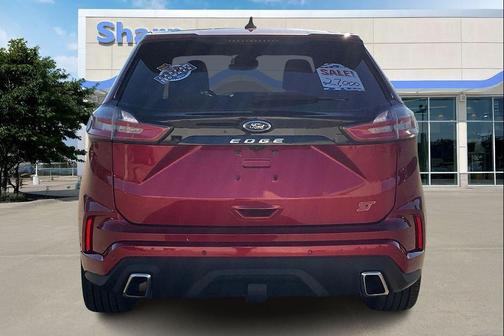 2021 Ford Edge ST