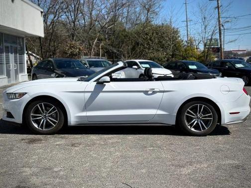2015 Ford Mustang EcoBoost Premium