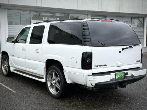 2004 GMC Yukon XL 1500 Denali