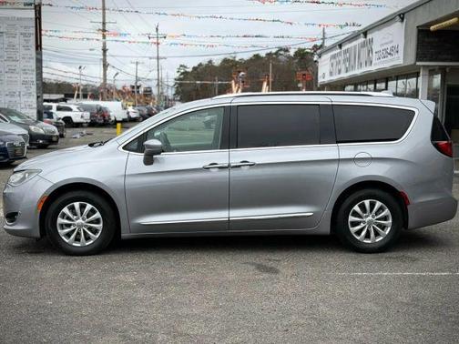 Silver 2019 Chrysler Pacifica Touring-L