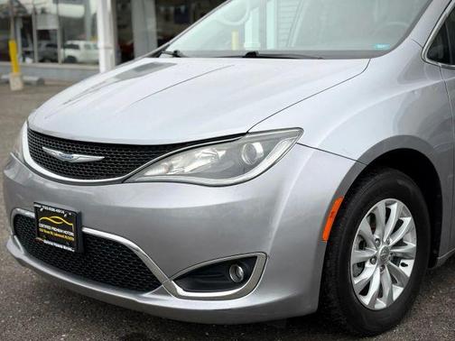 Silver 2019 Chrysler Pacifica Touring-L