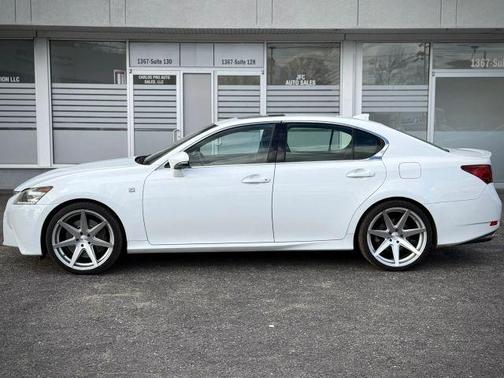 White 2015 Lexus GS 350