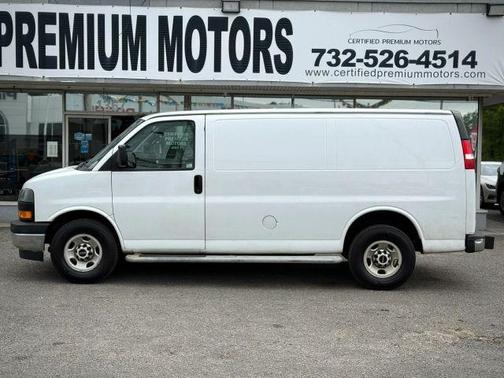 White 2019 GMC Savana 2500 Work Van