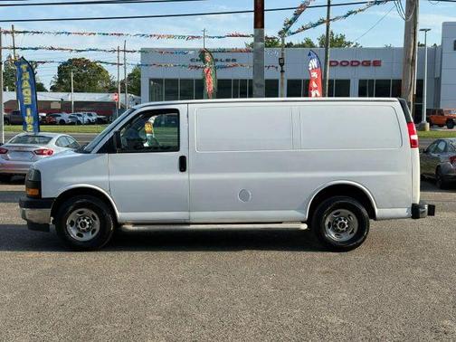 White 2019 GMC Savana 2500 Work Van