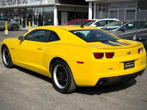 Yellow 2013 Chevrolet Camaro 2LS