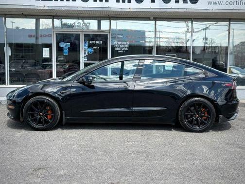 2019 Tesla Model 3 Mid Range