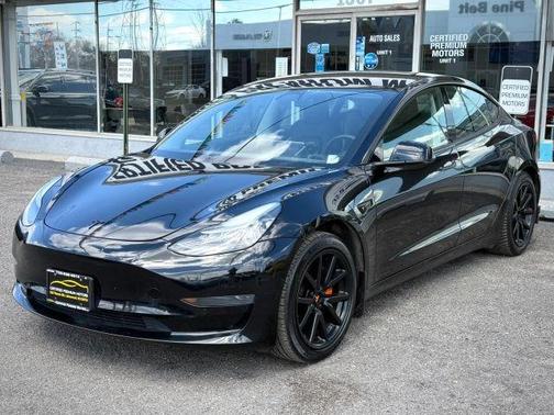 2019 Tesla Model 3 Mid Range