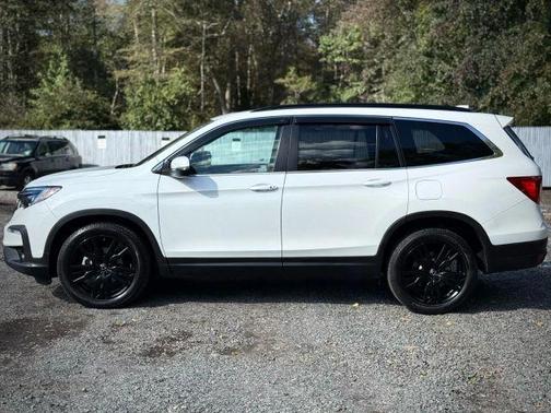 White 2021 Honda Pilot Special Edition