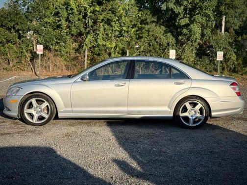 2007 Mercedes-Benz S-Class S 550