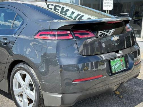 Gray 2014 Chevrolet Volt Base