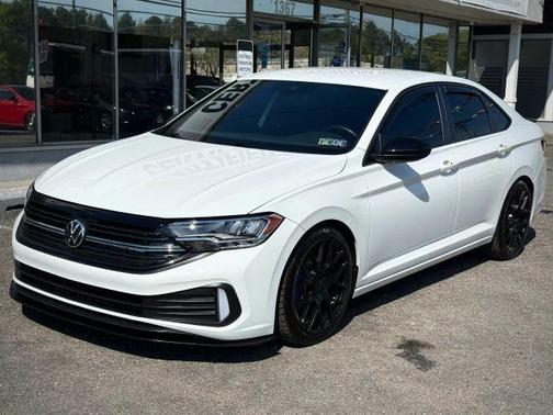 Pure White 2024 Volkswagen Jetta 1.5T Sport