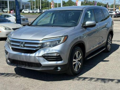 Silver 2016 Honda Pilot EX-L