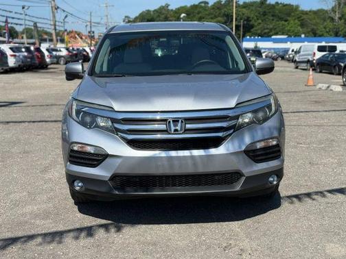 Silver 2016 Honda Pilot EX-L