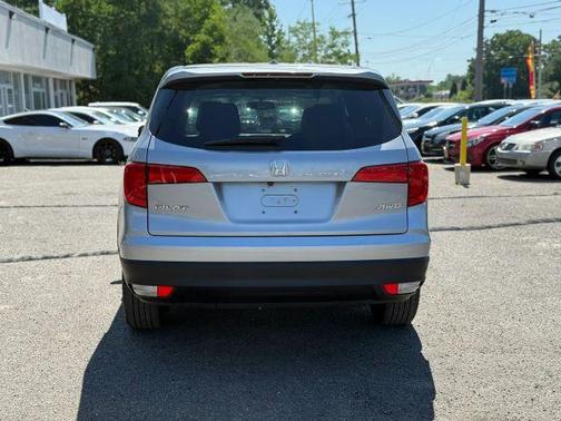 Silver 2016 Honda Pilot EX-L