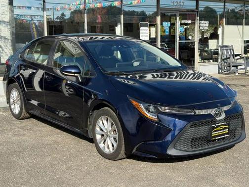 Purple 2021 Toyota Corolla LE